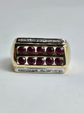 Cargar imagen en el visor de la galería, 1468: Vintage: 9ct Gold 10 Rubies Diamonds Geometric Set Cocktail Ring- Statement weight, gorgeous stones