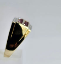 Cargar imagen en el visor de la galería, 1468: Vintage: 9ct Gold 10 Rubies Diamonds Geometric Set Cocktail Ring- Statement weight, gorgeous stones