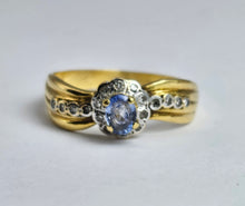 Cargar imagen en el visor de la galería, 1194: Vintage: 18ct Gold Ceylon Blue Sapphire 18 Diamonds Dress Ring- flows beautifully