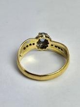Cargar imagen en el visor de la galería, 1194: Vintage: 18ct Gold Ceylon Blue Sapphire 18 Diamonds Dress Ring- flows beautifully