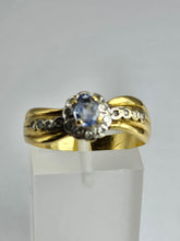 Load image into Gallery viewer, 6492 Vintage: 18ct Gold Ceylon Blue Sapphire 18 Diamonds Dress Ring