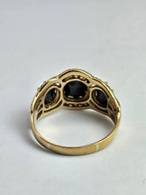 Cargar imagen en el visor de la galería, 1171: Vintage: 9ct Gold Australian Blue Sapphires Trilogy Ring - Size U1/2, lovely stones.
