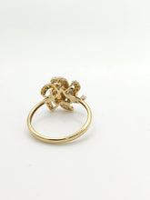 Cargar imagen en el visor de la galería, 1216: Vintage: 9ct Gold Swirl Cocktail Ring- Citrine, Blue & Glacier Topaz