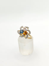 Cargar imagen en el visor de la galería, 1216: Vintage: 9ct Gold Swirl Cocktail Ring- Citrine, Blue & Glacier Topaz