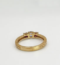 Cargar imagen en el visor de la galería, 1398: Vintage: 9ct Gold Rubies Tanzanite 3-Stone Ring- a rare, beautiful combination