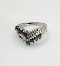 Cargar imagen en el visor de la galería, 1436: Vintage: 9ct White Gold Black White Diamonds Cocktail Ring-Lush