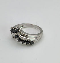 Cargar imagen en el visor de la galería, 1436: Vintage: 9ct White Gold Black White Diamonds Cocktail Ring-Lush