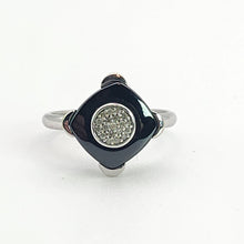 Cargar imagen en el visor de la galería, 1214: Vintage: 9crt White Gold Diamonds Green Tourmaline Geometric Set Ring- exquisite