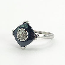Cargar imagen en el visor de la galería, 1214: Vintage: 9crt White Gold Diamonds Green Tourmaline Geometric Set Ring- exquisite