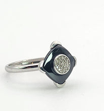 Cargar imagen en el visor de la galería, 1214: Vintage: 9crt White Gold Diamonds Green Tourmaline Geometric Set Ring- exquisite