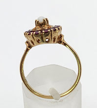 Load image into Gallery viewer, 0987: Vintage 16 Garnets Cabochon White Opal Openwork Ring