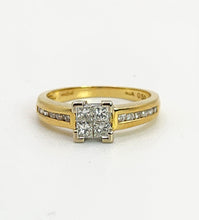 Cargar imagen en el visor de la galería, 1091: Vintage: 18ct Gold 16 Diamonds Dress Ring- High Calibre,, natural diamonds