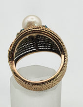 Load image into Gallery viewer, 1396: 9ct Woven Gold Cultured Pearl Turquoises Statement Ring