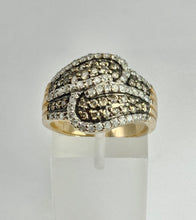 Load image into Gallery viewer, 6357: Vintage;: Statement 9ct Gold Champagne White Diamonds Cocktail Ring- FAB