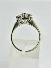 Cargar imagen en el visor de la galería, 1469: Vintage: 18ct White Gold French Blue Sapphire Diamonds Diana Cluster Ring