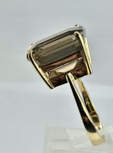 Load image into Gallery viewer, 6308: Vintage: 9ct Gold Large Emerald Cut Smokey Quartz Statement Ring