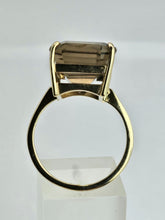Load image into Gallery viewer, 6308: Vintage: 9ct Gold Large Emerald Cut Smokey Quartz Statement Ring
