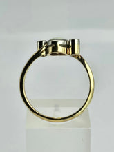 Cargar imagen en el visor de la galería, 1102: Vintage; 18ct Gold White Opal Twin Diamonds Dress Ring- cute, colourful, sparkling