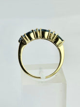 Cargar imagen en el visor de la galería, 1487: Vintage: Rare 9ct Gold Trillion Cut Aquanarines 6-Stone Ring- special