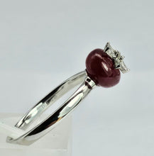 Cargar imagen en el visor de la galería, 1500: Vintage: 18ct White Gold Ruby Dress/Stacker  Ring- petite, cute, sparkly