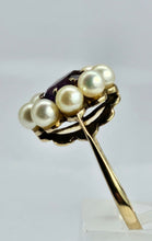 Load image into Gallery viewer, 6352: Vintage 9ct Gold Amethyst Pearls Flower Head Ring- finest quality