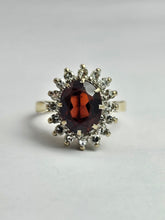 Load image into Gallery viewer, 6354 Vintage: 18ct Gold Pyrobe Garnet Diamonds Flower Head Ring- exceptional