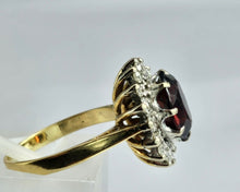 Load image into Gallery viewer, 6354 Vintage: 18ct Gold Pyrobe Garnet Diamonds Flower Head Ring- exceptional