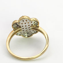 Load image into Gallery viewer, 6349 Vintage: 9ct Gold 72 Champagne & White Diamonds (1ct) Flower Head Ring