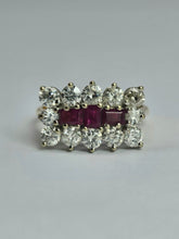 Cargar imagen en el visor de la galería, 1670: Vintage: 18ct Gold Rubies Diamonds Cocktail Ring- Exceptional