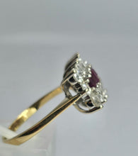 Cargar imagen en el visor de la galería, 1670: Vintage: 18ct Gold Rubies Diamonds Cocktail Ring- Exceptional