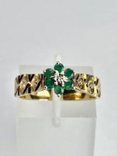Cargar imagen en el visor de la galería, 1379: Vintage: 9ct Gold Emeralds Diamond Daisy Flower Ring- From 1978