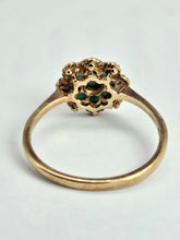 Load image into Gallery viewer, 1505: Vintage: 9ct Gold Petite Turquoise Daisy Ring - Flower Power- From 1970