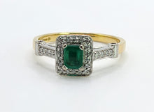 Load image into Gallery viewer, 1723: Vintage: 18ct Gold Emerald 32 Diamonds Dress Ring- elegant eye candy
