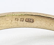 Load image into Gallery viewer, 1374: Vintage: 9ct Gold Peridot Diamonds Flowerhead Ring- from 1976