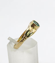 Load image into Gallery viewer, 1608: Vintage: 18ct Gold Emerald Signet/Stacker Ring- demure & delightful