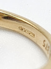 Load image into Gallery viewer, 1640: Vintage: 9ct Gold Cushion Cut Mint Green Quartz Cocktail Ring- extraordinary