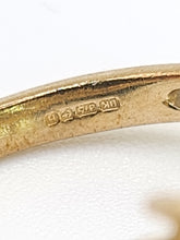 Load image into Gallery viewer, 1549: Vintage: 9ct Gold Blue Aquamarines Diamonds Starburst Cluster Ring- total eye candy