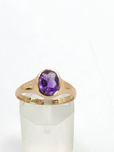 Load image into Gallery viewer, 0871: Antique: 9ct Gold Lilac Amethyst Signet Ring- From 1911