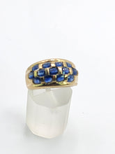 Load image into Gallery viewer, 1774: Vintage: 9ct Gold Cornflower Blue Sapphires Cocktail "Bombe" Ring- FAB