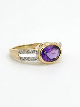 Cargar imagen en el visor de la galería, 1031: Vintage 9ct Gold Amethyst Diamonds Openwork Dress Ring- sparkling design