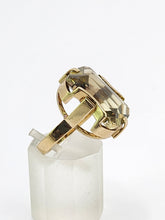 Load image into Gallery viewer, 1111: Vintage: 9ct Gold Emerald Cut Green Spinel Statement Ring- from 1970