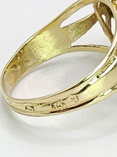 Load image into Gallery viewer, 1484 Vintage: 14ct Gold Rubies Flowerhead Statement Ring- FAB