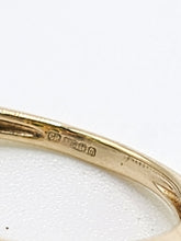 Load image into Gallery viewer, 1580: Vintage; 9ct Gold Green Diopsides Flowerhead Ring- Captivating cluster