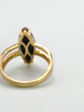 Load image into Gallery viewer, 1791: Vintage: 9ct Gold Tri-Coloured & Glacier White Topaz Cocktail Ring- a beauty
