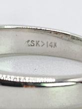 Cargar imagen en el visor de la galería, 1703: Vintage: 14ct White Gold Diamonds (1.4ct) Ring- Divine, Dazzling, Natural (0.8ct Centre stone)