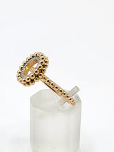 Load image into Gallery viewer, 1871: Vintage: 18ct Rose Gold 28 Diamonds Dress Ring- iconic design, a natural beauty