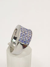Load image into Gallery viewer, 1524: Vintage: 9ct White Gold Violet Blue Tanzanites Dress Ring