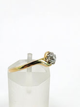 Load image into Gallery viewer, 1646: Vintage: 18ct Gold & Platinum Diamond Solitaire (0.37ct) Ring- superb quality