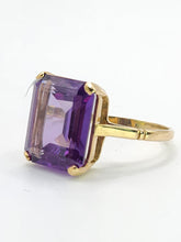 Load image into Gallery viewer, 1693:Vintage; 9ct Gold Large Emerald Cut Alexandrite Cocktail Ring- Exceptional