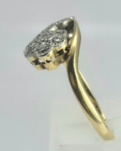 Load image into Gallery viewer, 1874: Vintage: 18ct Gold Natural Diamonds Double Flower Head Ring